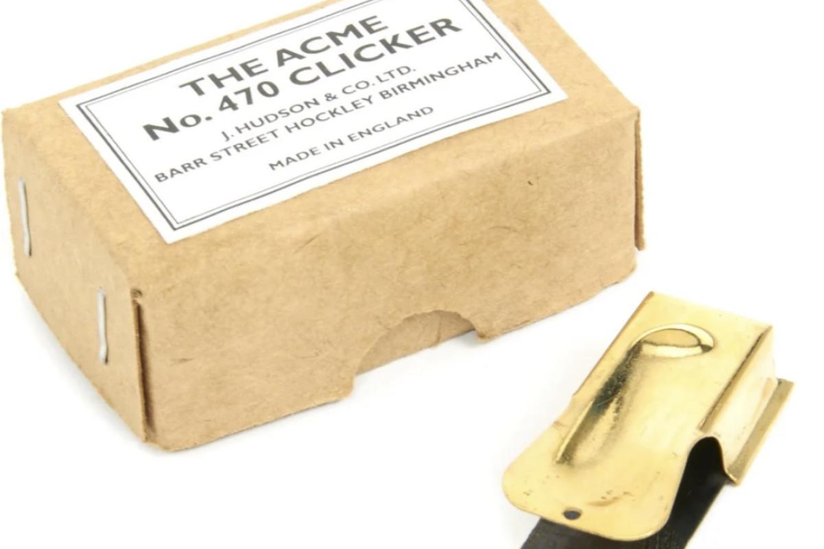 Airborne cricket clicker