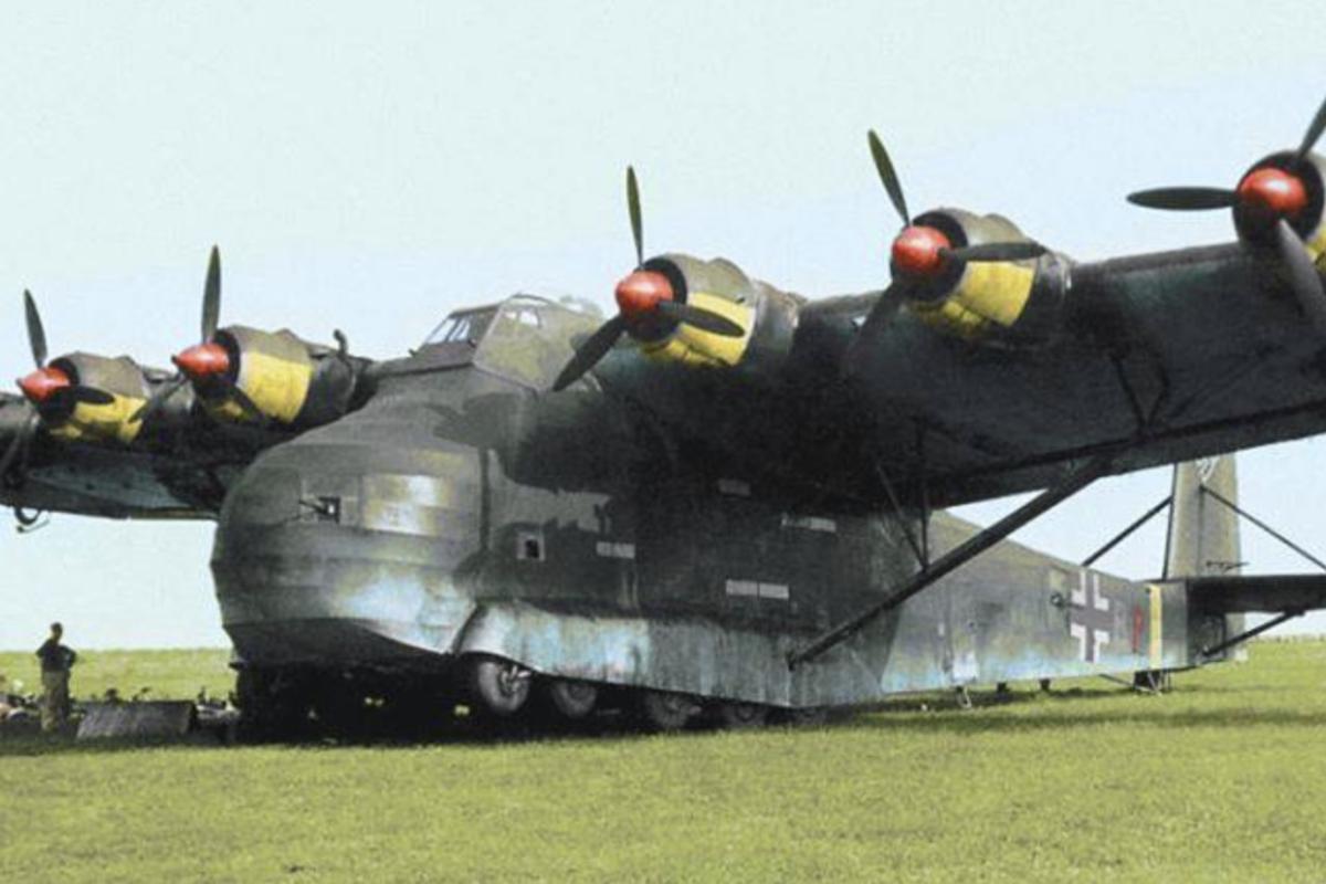 Messerschmitt me 323 giant transport plane 