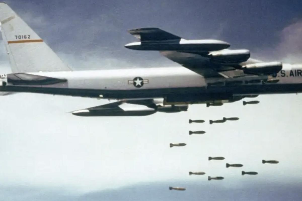 B-52 American bomber plane