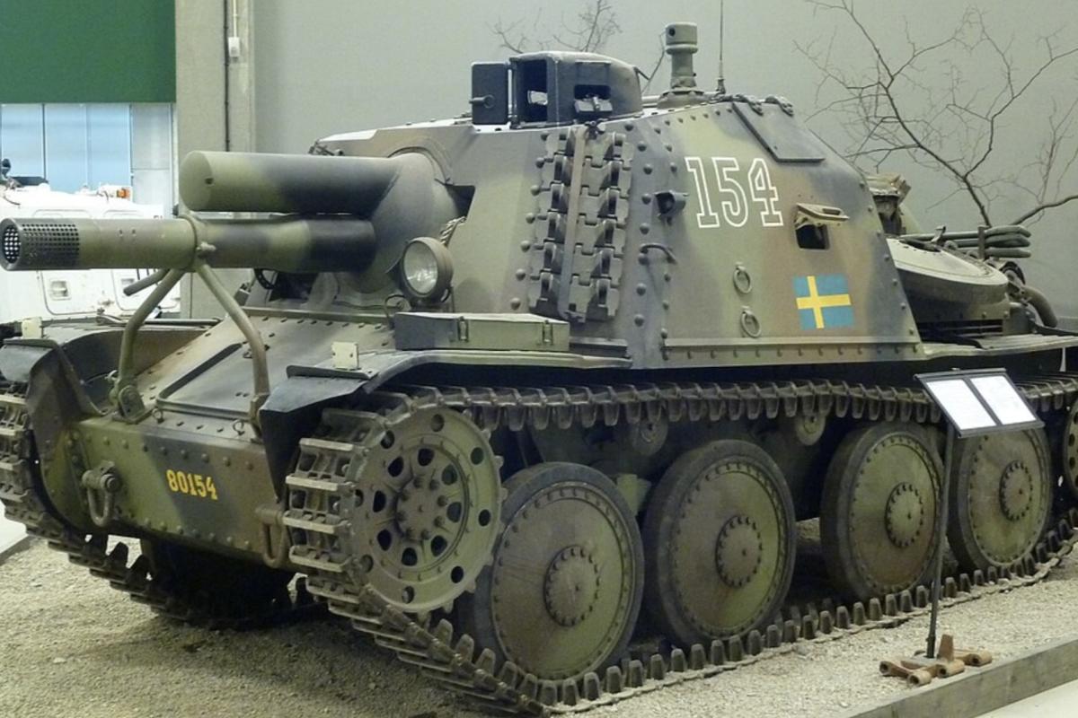 Swedens stormartillerivagn tank