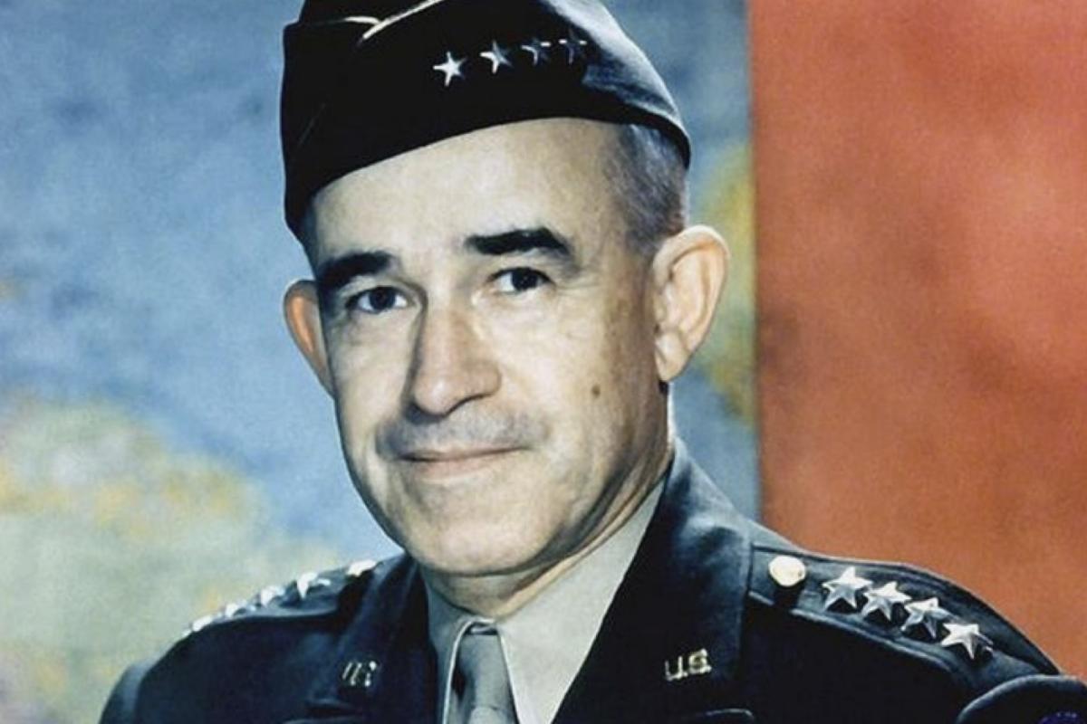 General Omar Bradley u.s army 