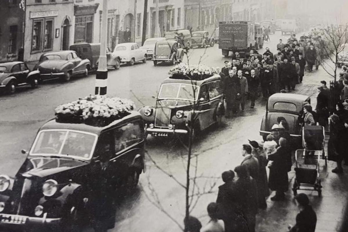 Sad legends paddy mayne funeral procession 