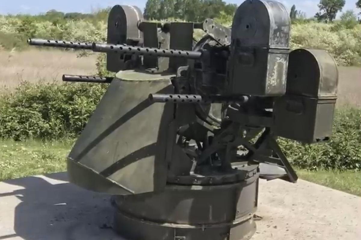 Quad 50 cal machine gun meat chopper 