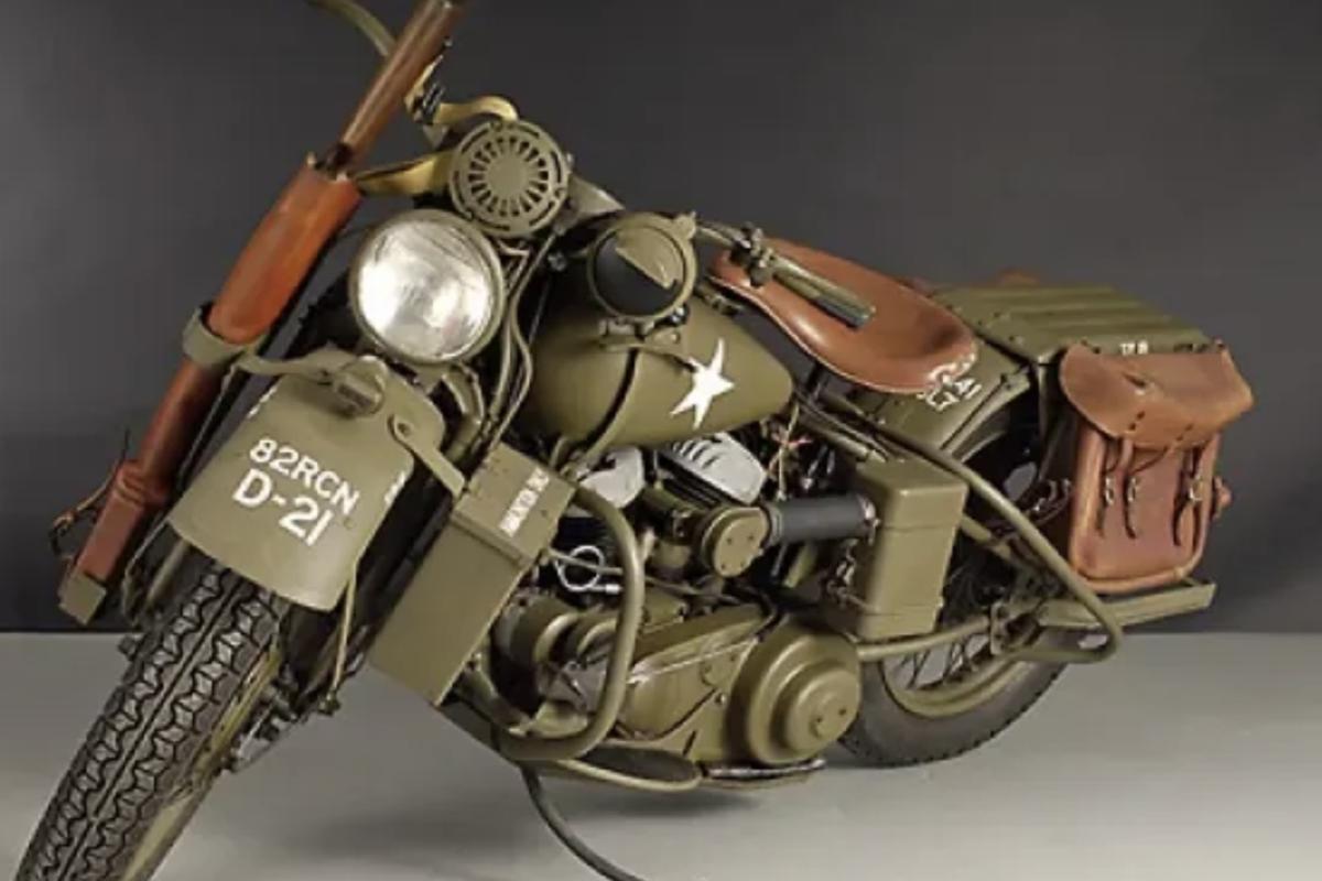 Whoa Harley motorbike ww11