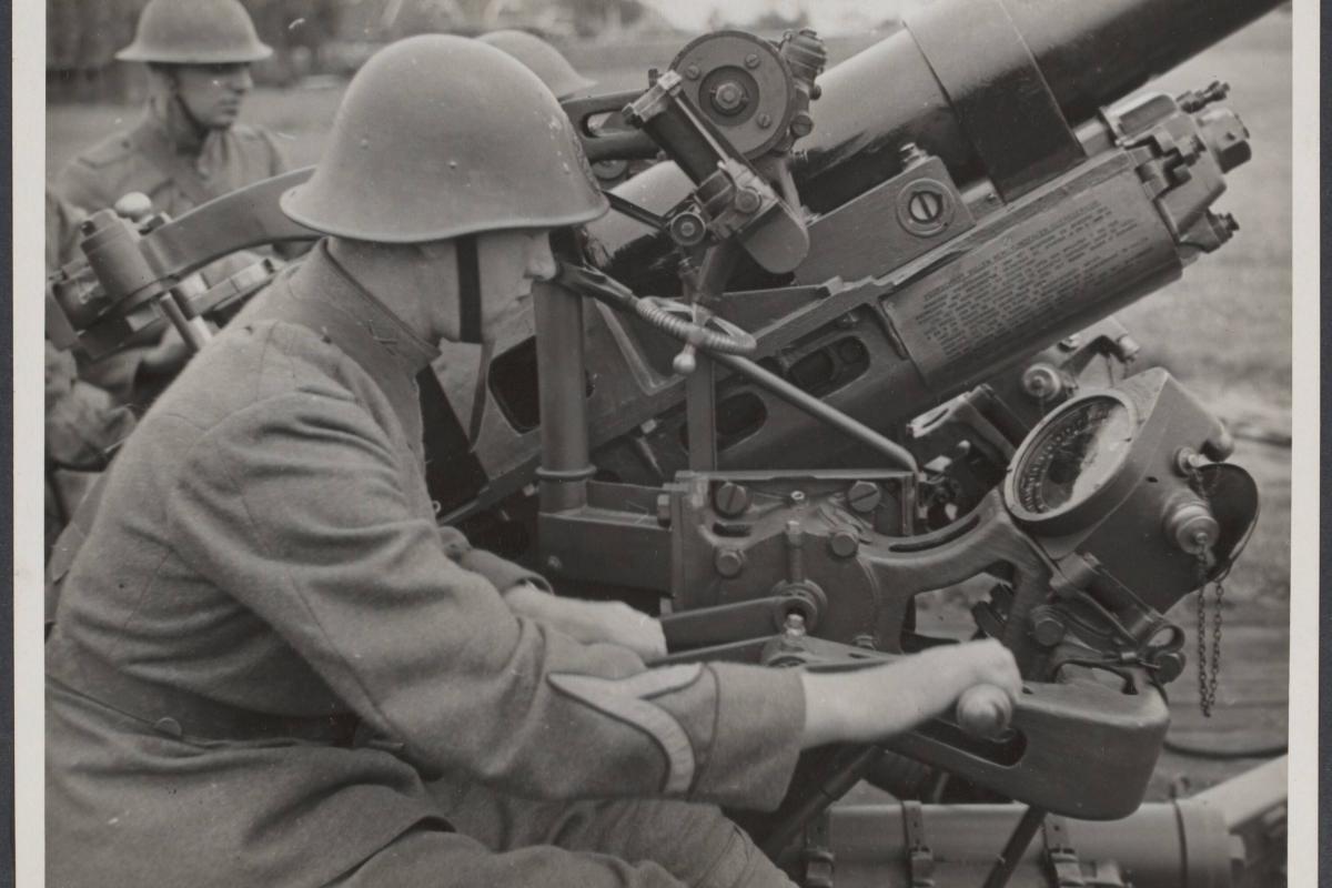Dutch army weapons in May 1940