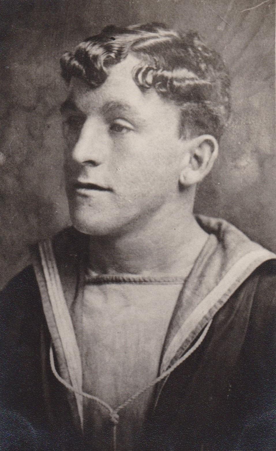 Philip Hunt, Royal Navy