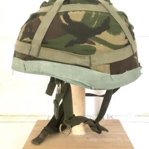 M76 helmet