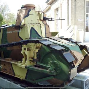 Renault tank