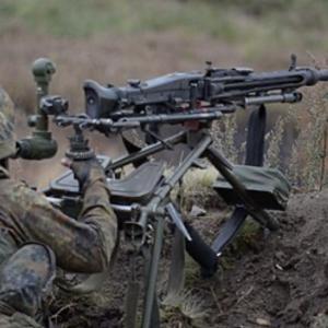 Machine gun