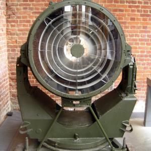 Anti aircraft search light ww2 