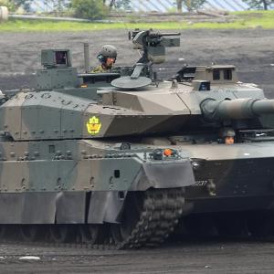 Japans type 10 mgt tank 