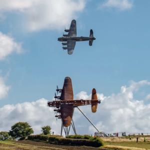 Lancaster bomber statue 