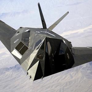 F-117 nighthawk fighter bomber plane