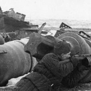 Russians fighting stalingrad