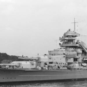 Bismarck battleship
