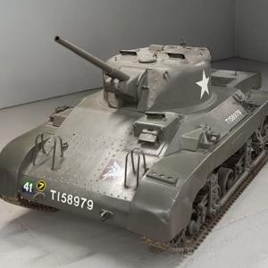 Airborne tank m22