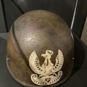 British airborne helmet used by Polish airborne troops